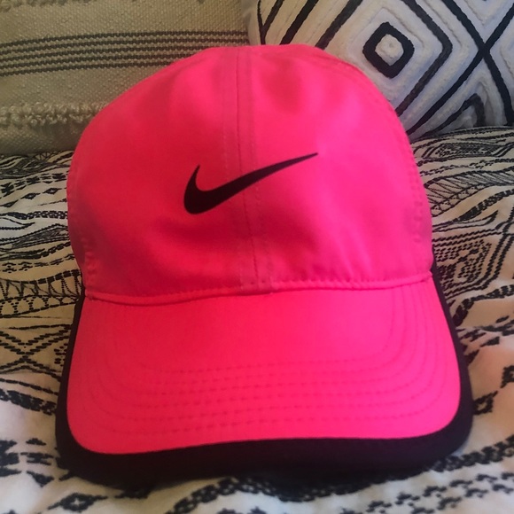 Nike Accessories - Neon Pink Nike Baseball cap